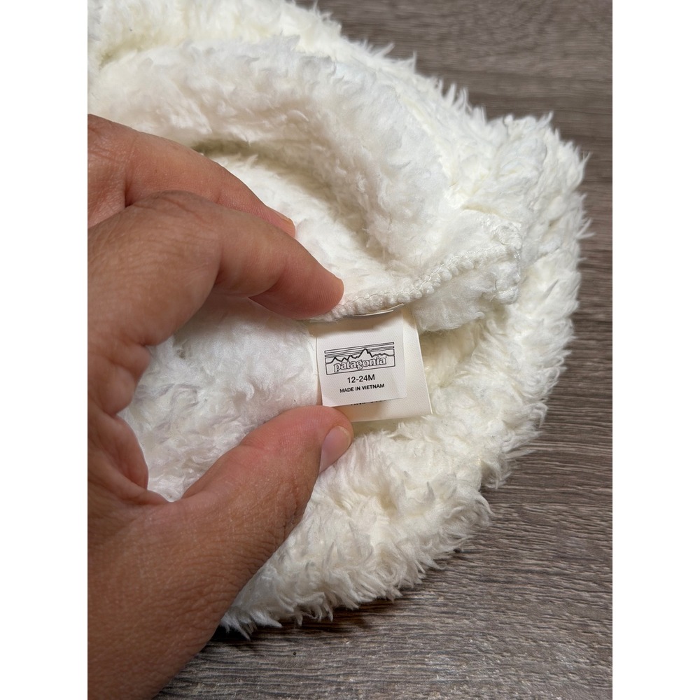 Patagonia Hat Baby Furry Friends Bear Ears Fleece Cream White 12-24M - Picture 3 of 5